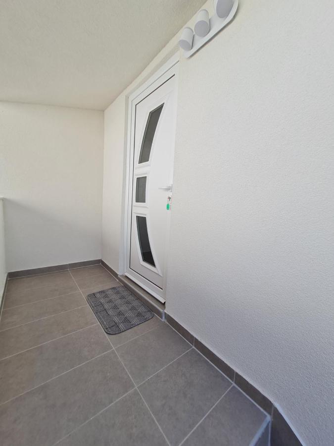 Demir Apartmani Дони-Штой Экстерьер фото